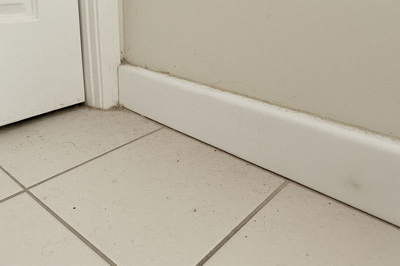 How to clean skirting boards/baseboards