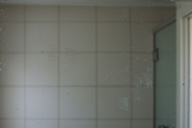 How to clean and shine mirrors