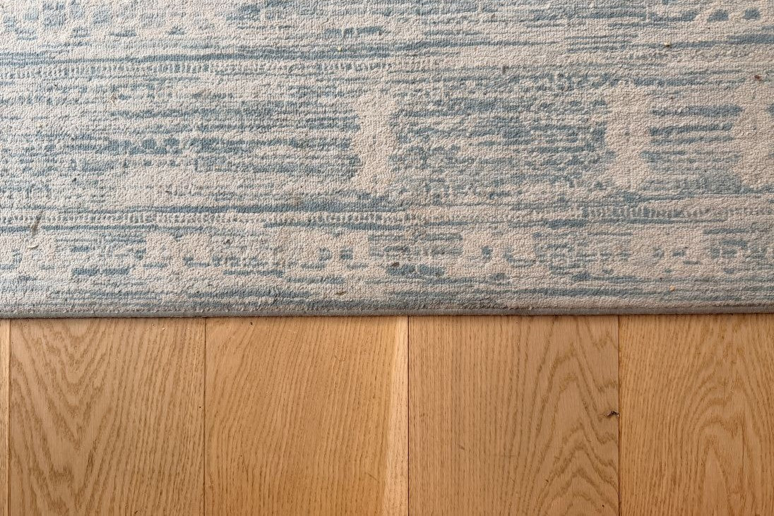 How to deep clean rugs at home